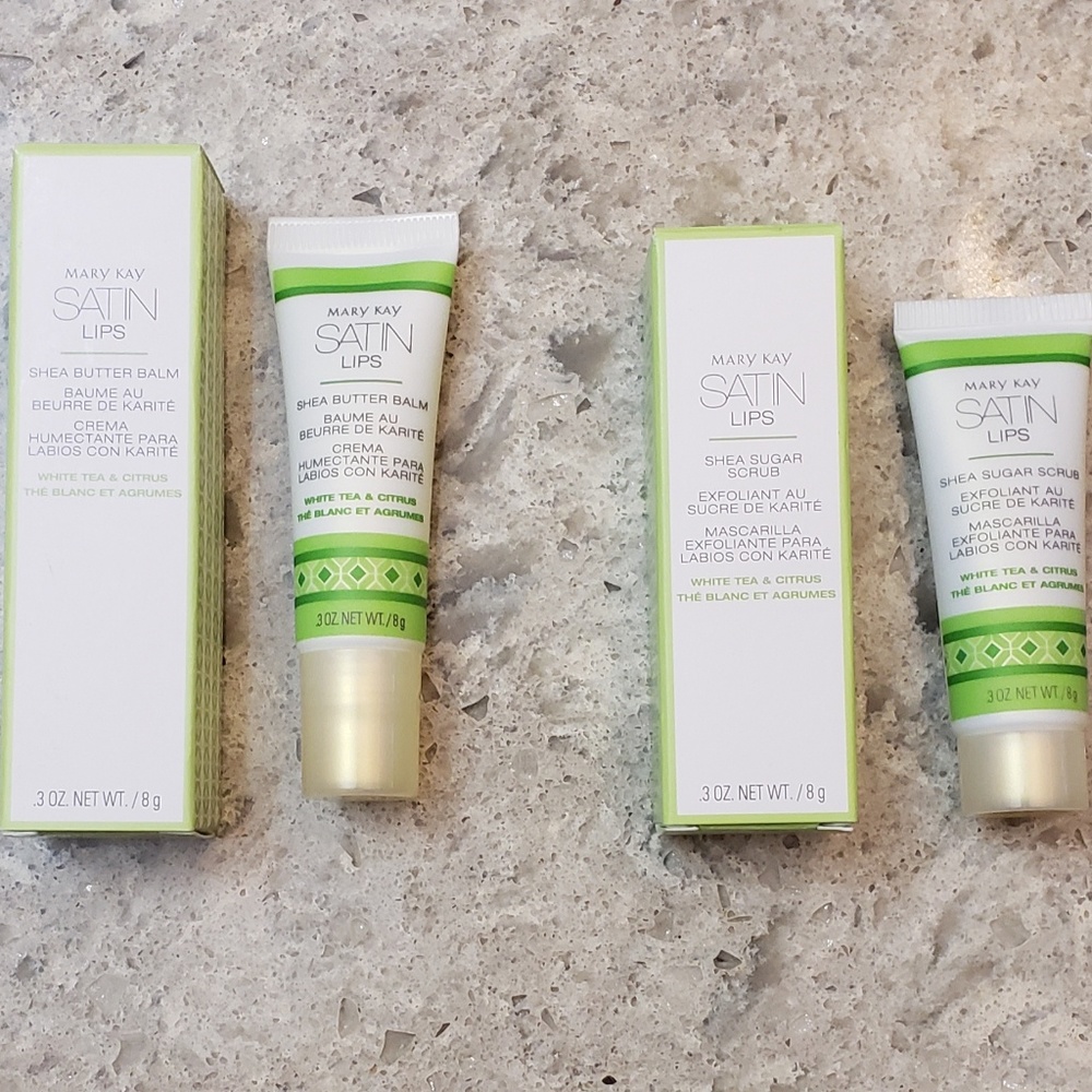 Mary Kay Satin Lips Set (NEW IN BOX)